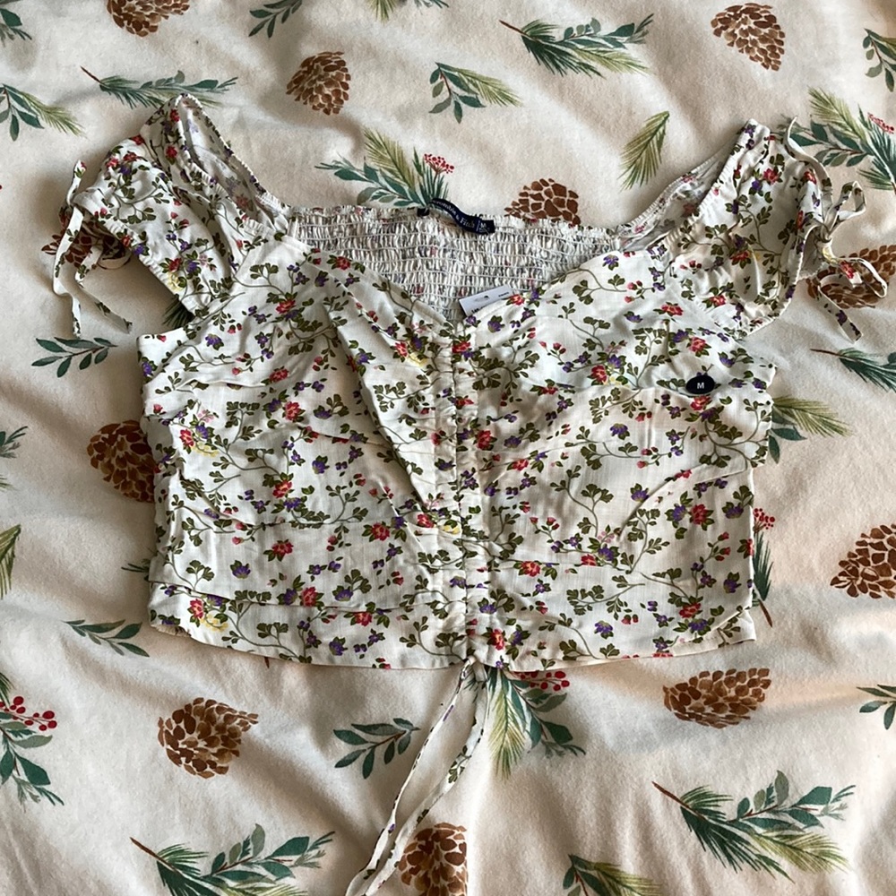 Abercrombie & Fitch Floral Crop Top